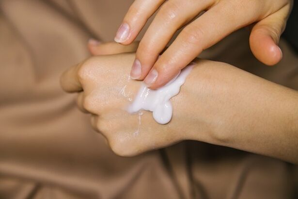 use anti-parasitic medicine on the skin
