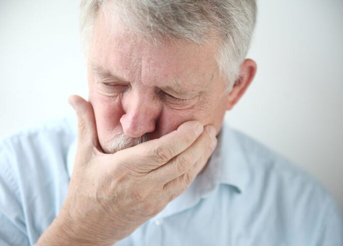 nausea caused by worms